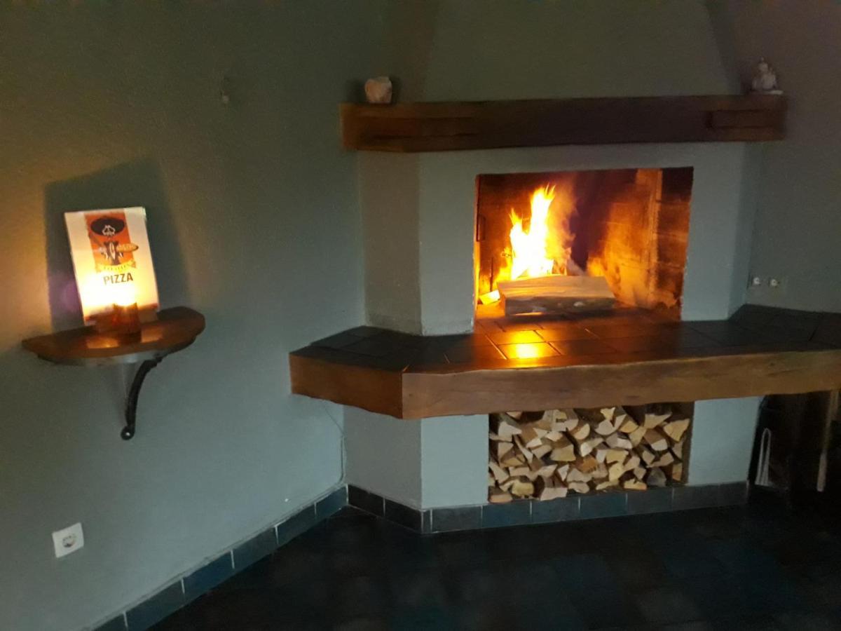 Pizzeria A Penzion Banderas Байериш Айзенщайн Екстериор снимка